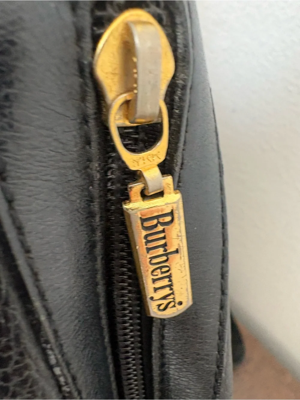 burberrys vintage black leather bucket bag nova check drawstring shoulder bag